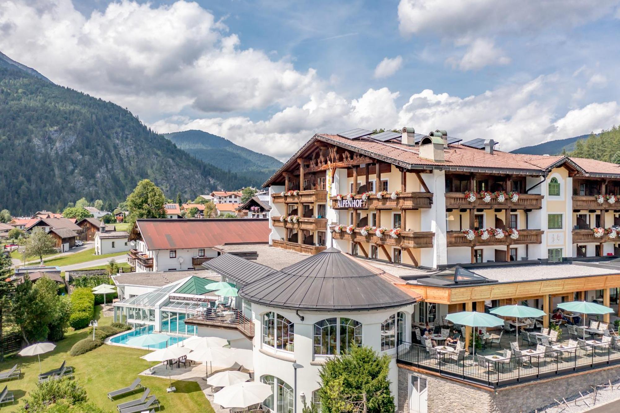 Wellness & Sporthotel Alpenhof Ehrwald Exterior foto