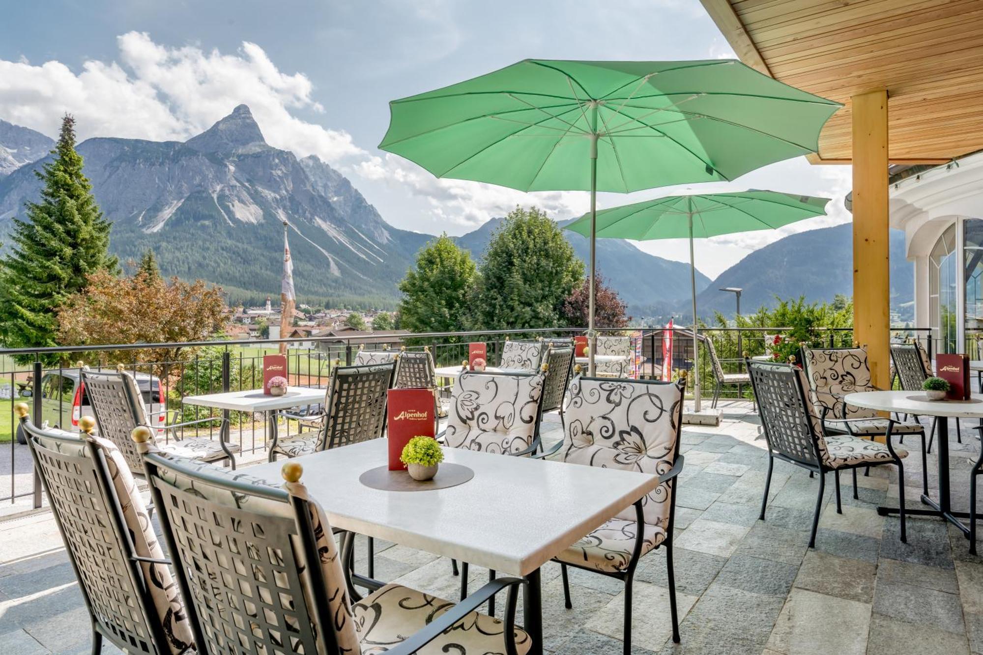 Wellness & Sporthotel Alpenhof Ehrwald Exterior foto