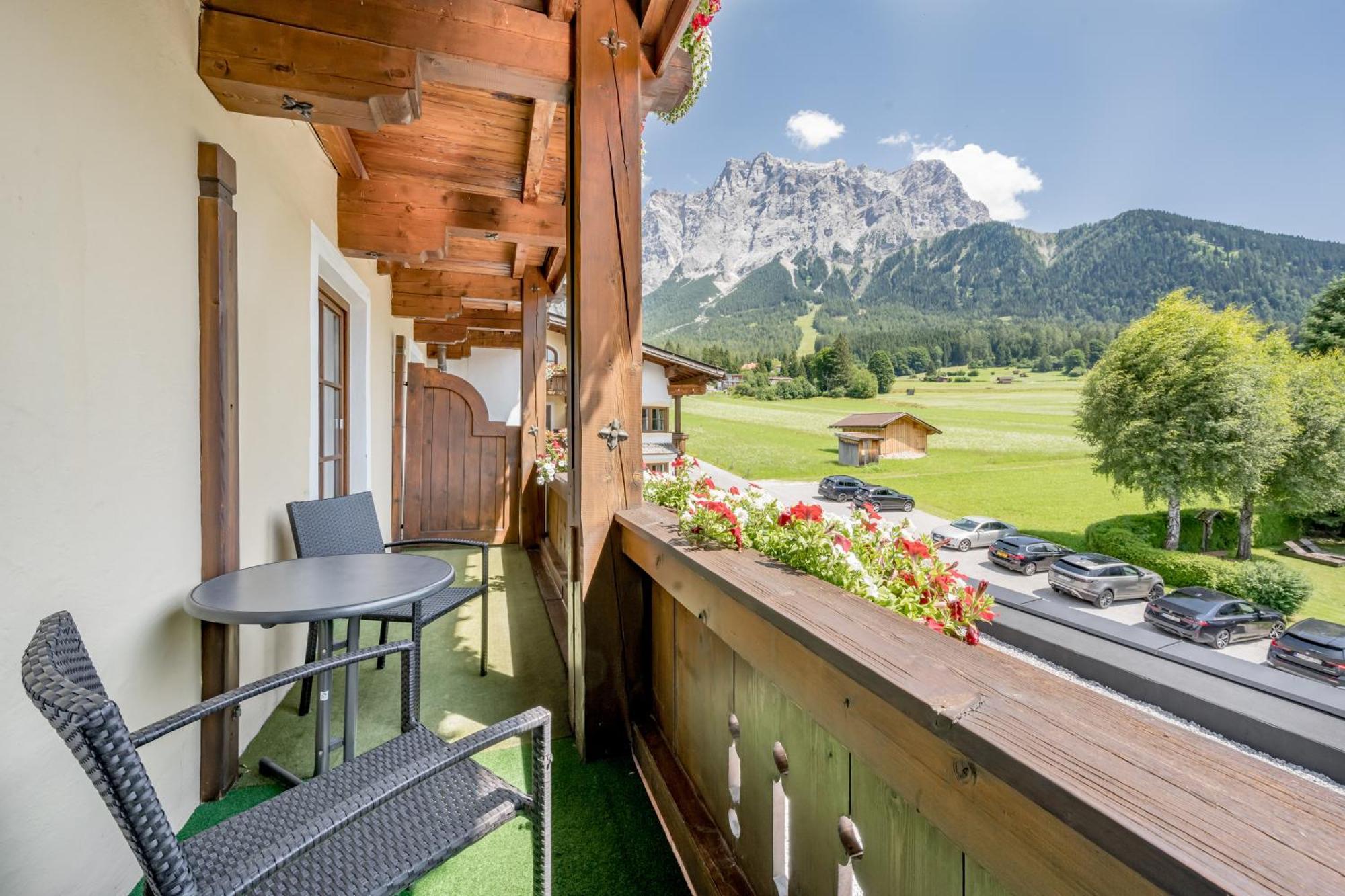 Wellness & Sporthotel Alpenhof Ehrwald Exterior foto